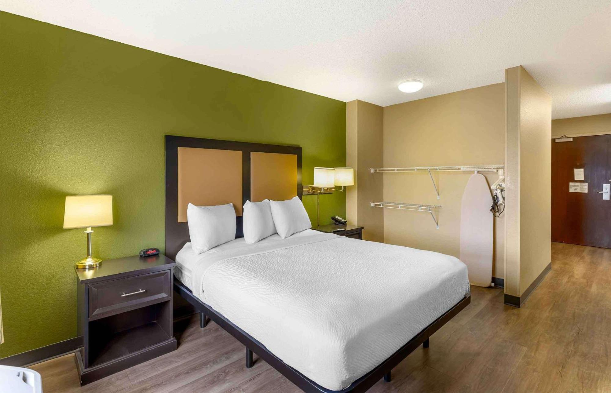 เอ็กซ์เทนด์ สเตย์ อเมริกา บิลลิงส์-เวสต์เอนด์ Hotel ภายนอก รูปภาพ
