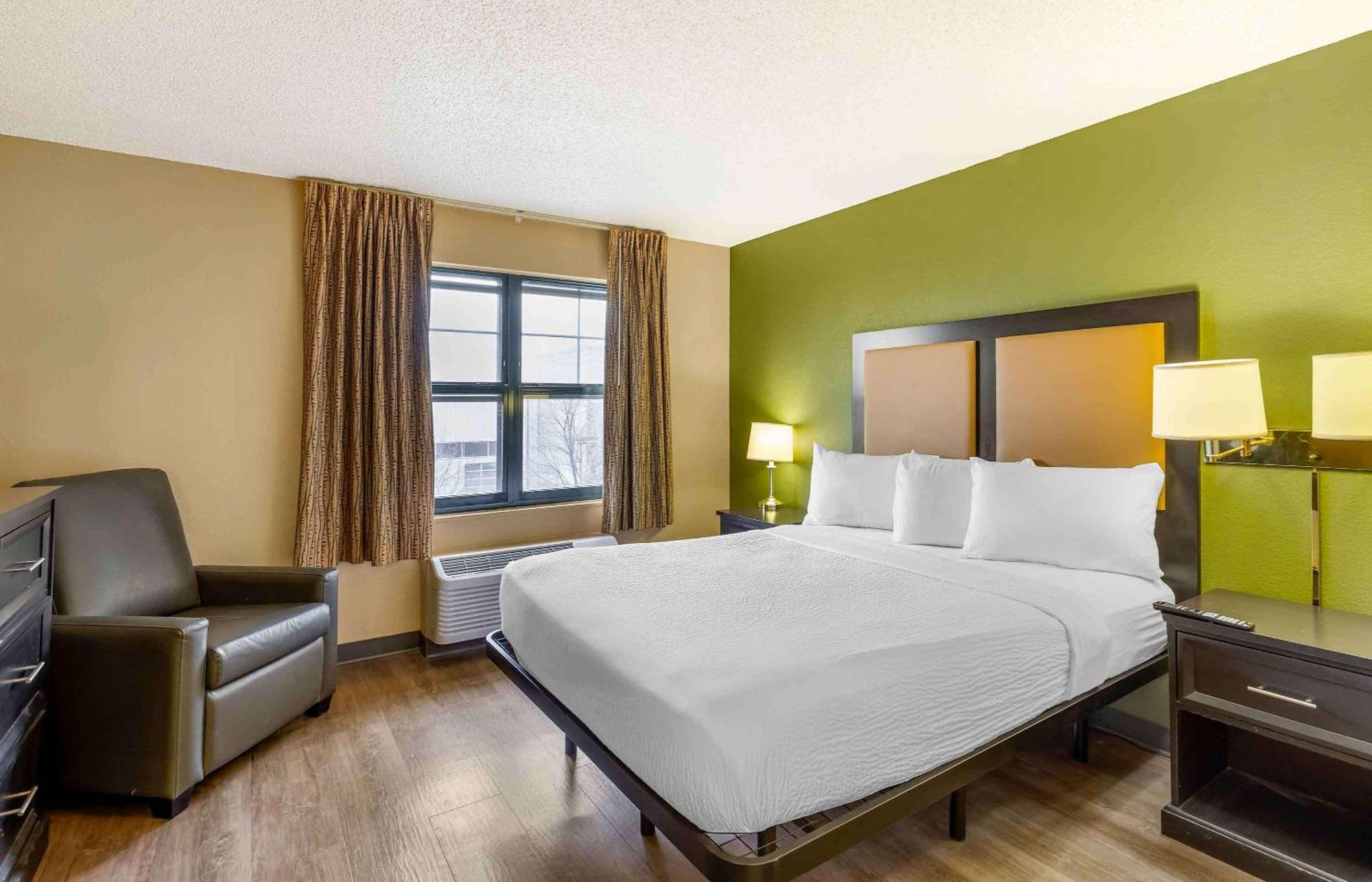 เอ็กซ์เทนด์ สเตย์ อเมริกา บิลลิงส์-เวสต์เอนด์ Hotel ภายนอก รูปภาพ