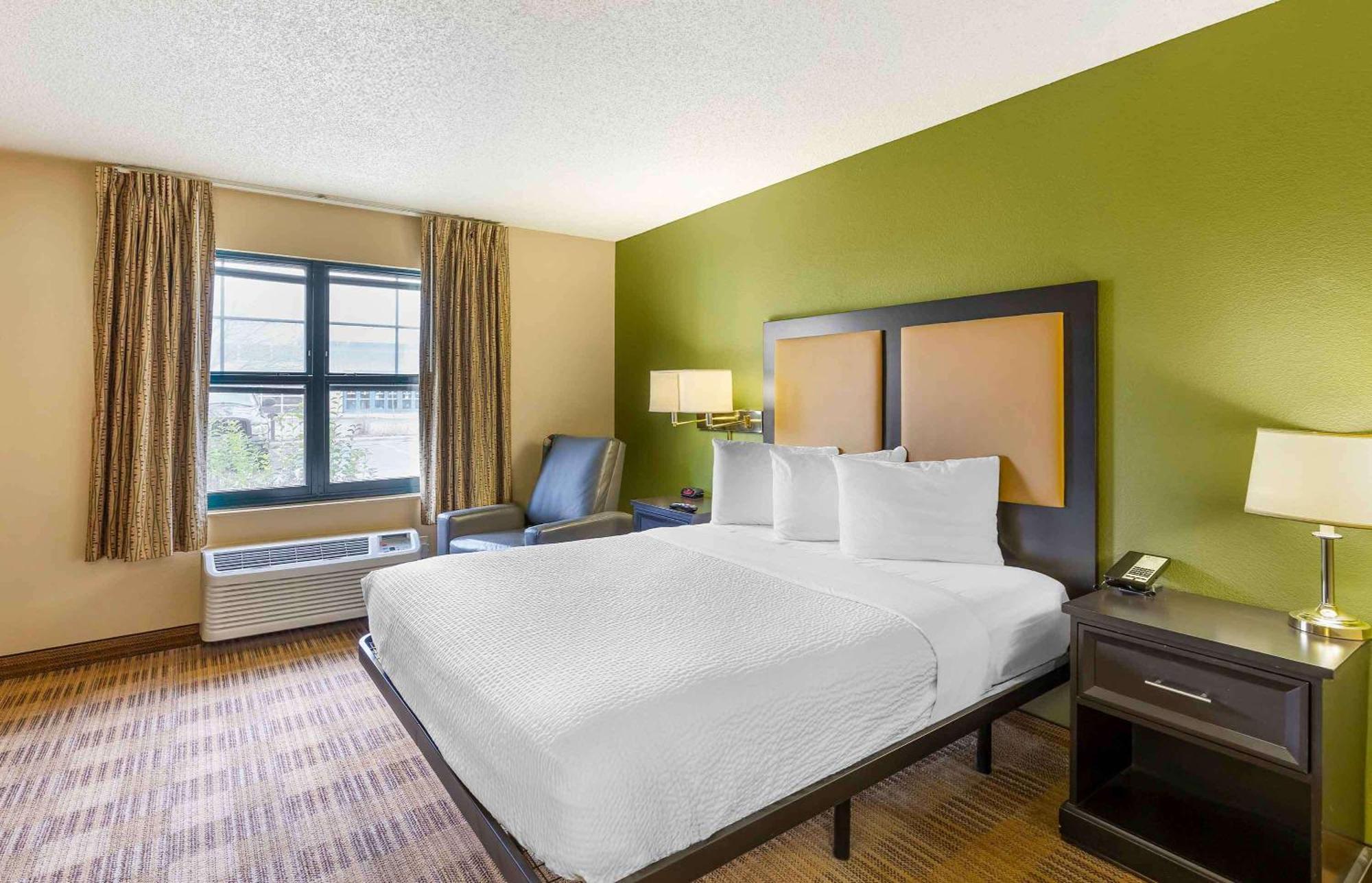 เอ็กซ์เทนด์ สเตย์ อเมริกา บิลลิงส์-เวสต์เอนด์ Hotel ภายนอก รูปภาพ